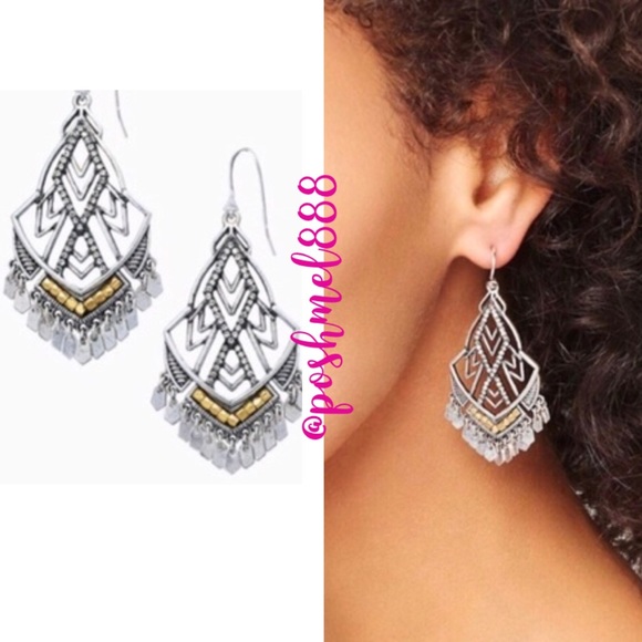 Stella & Dot Jewelry - Stella & Dot ‘Retired’ Silver+Gold Shimmering Disc Etoile Chandelier Earrings